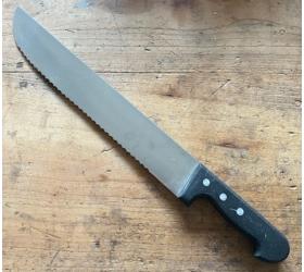 Butcher 14 in (35 cm) serrated - Stainless Steel - Black Plastic Handle - Ref 470